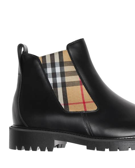 burberry chelsea boots men.